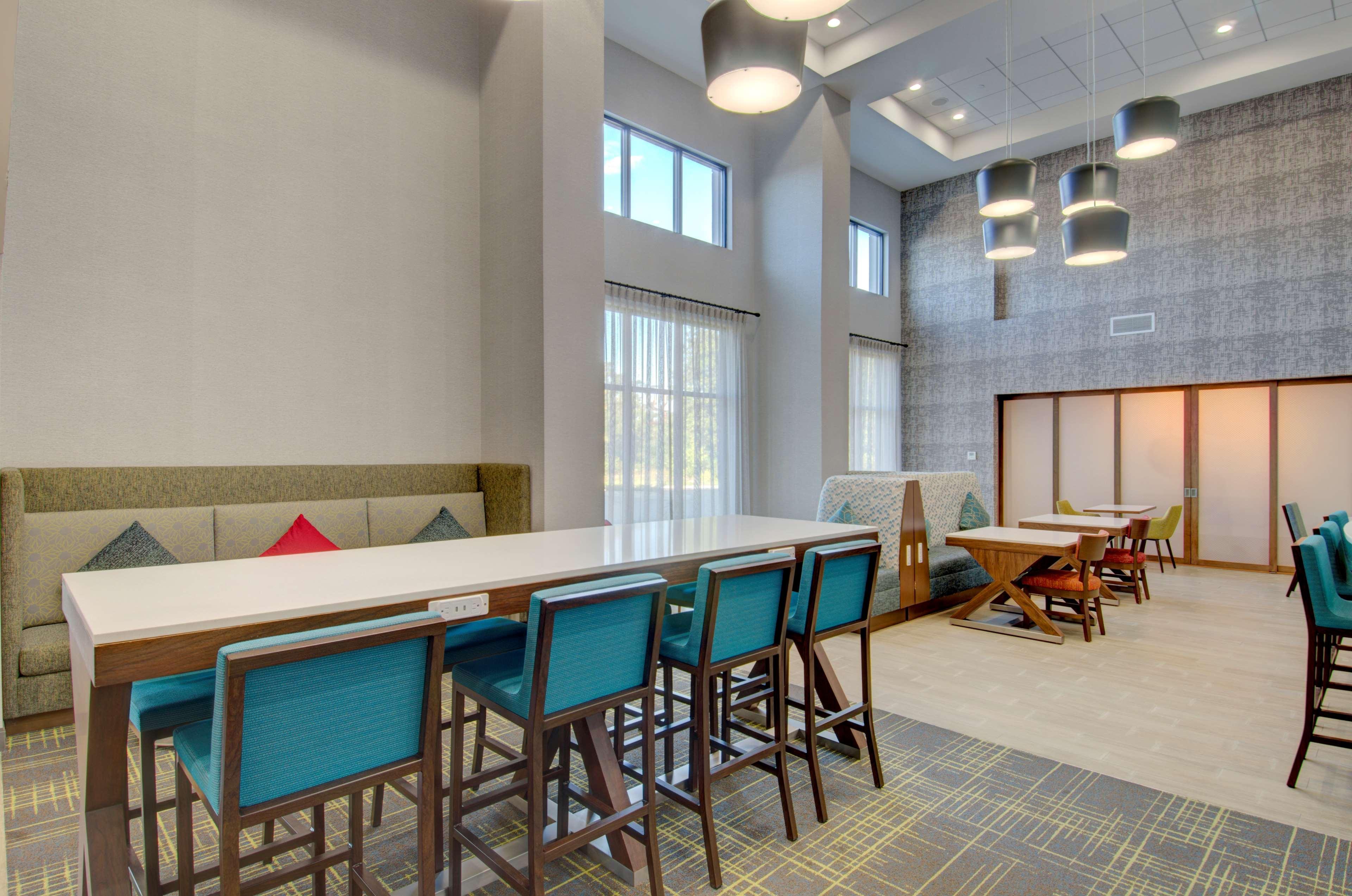 Hampton Inn & Suites Portland West Εξωτερικό φωτογραφία