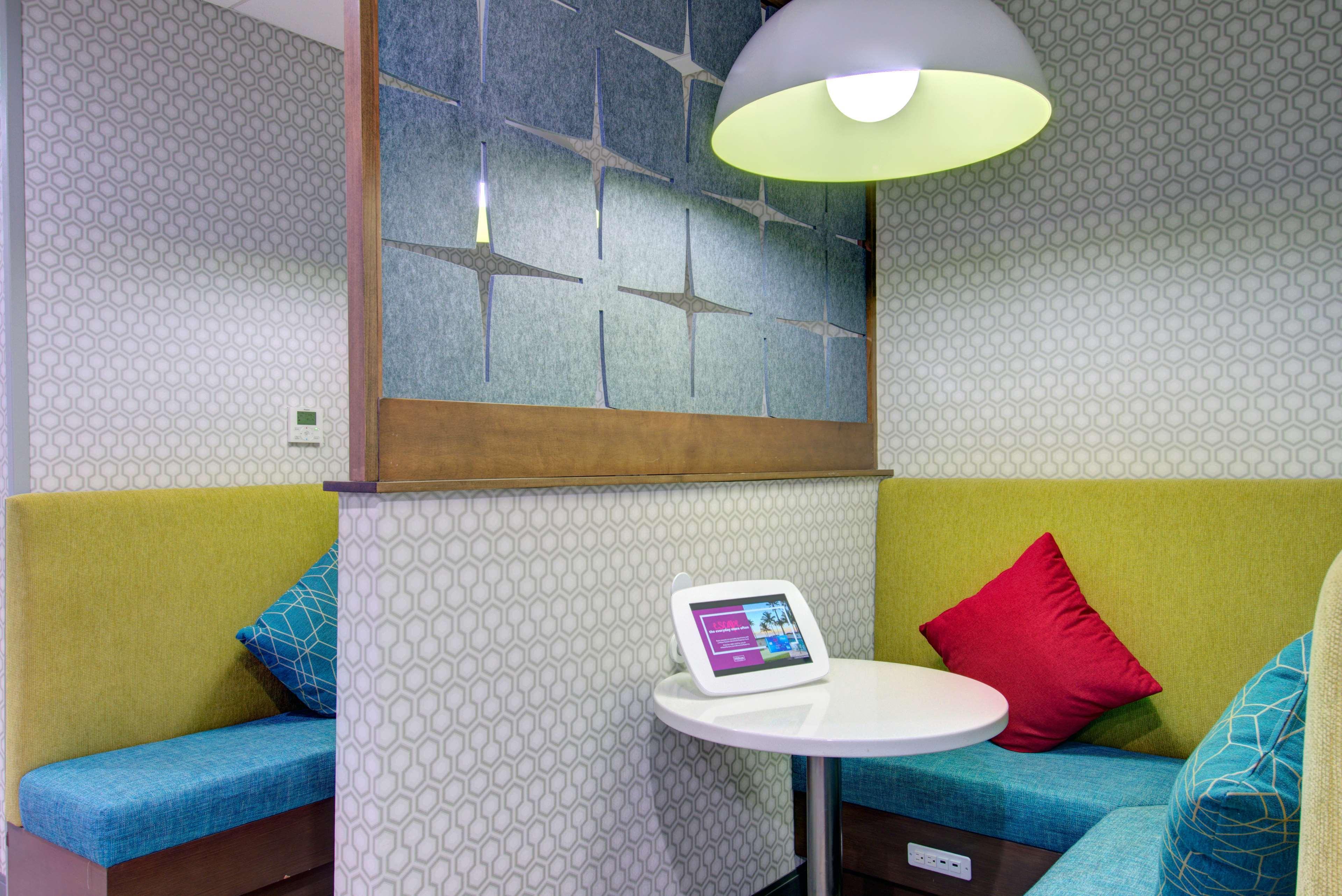 Hampton Inn & Suites Portland West Εξωτερικό φωτογραφία