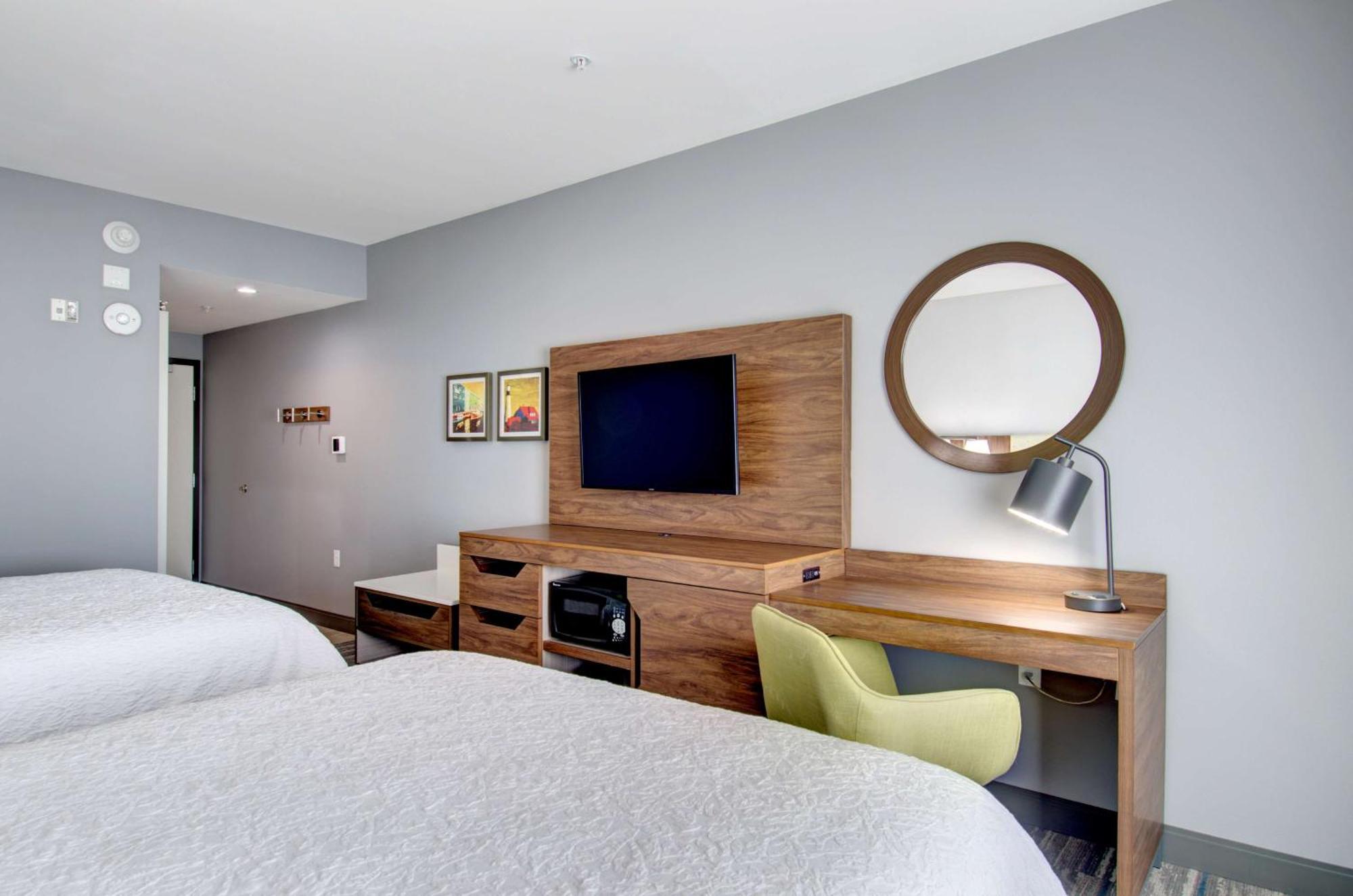 Hampton Inn & Suites Portland West Εξωτερικό φωτογραφία